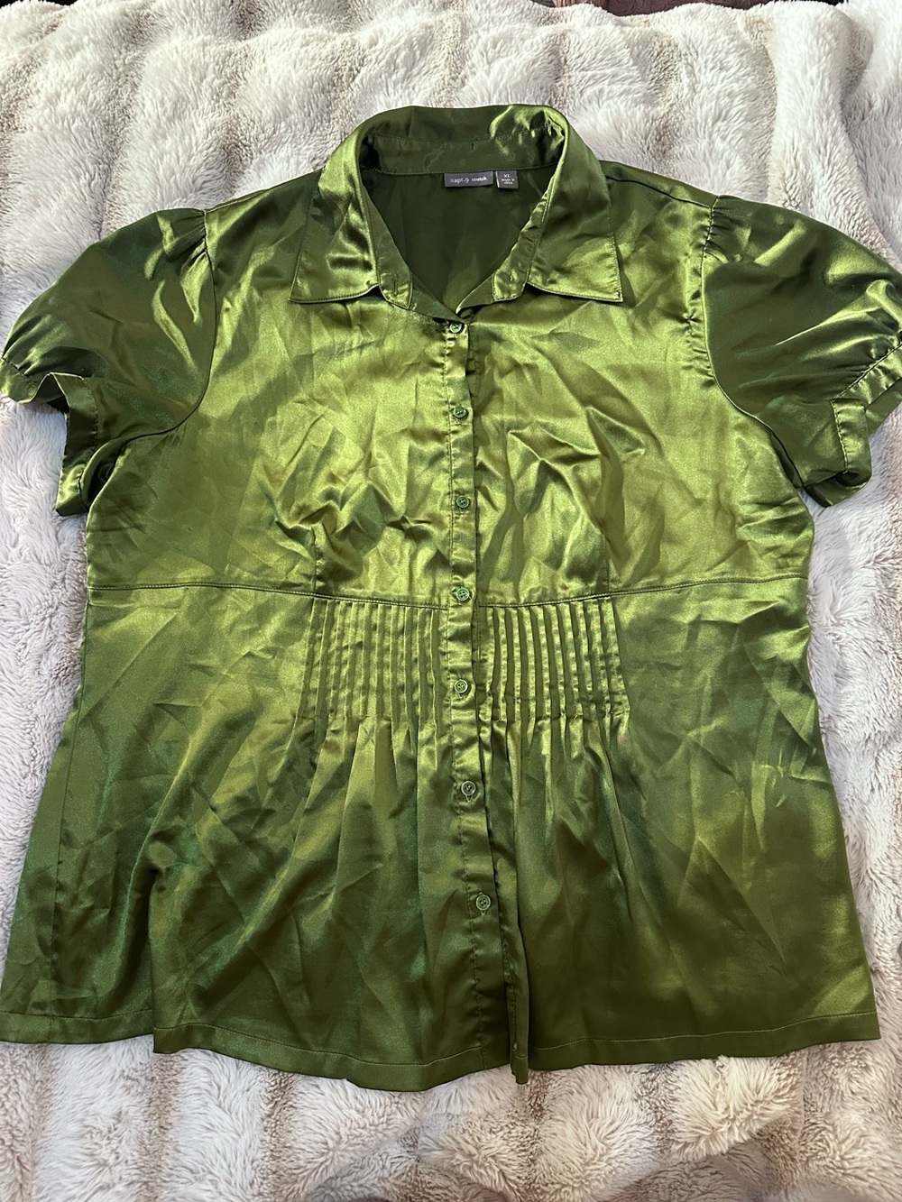 Apt. 9 Olive Green Satin Button-Down Blouse